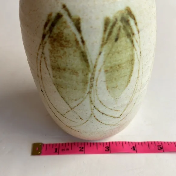 Vintage Signed Boho pottery.Neutral pottery in cream with green design.
